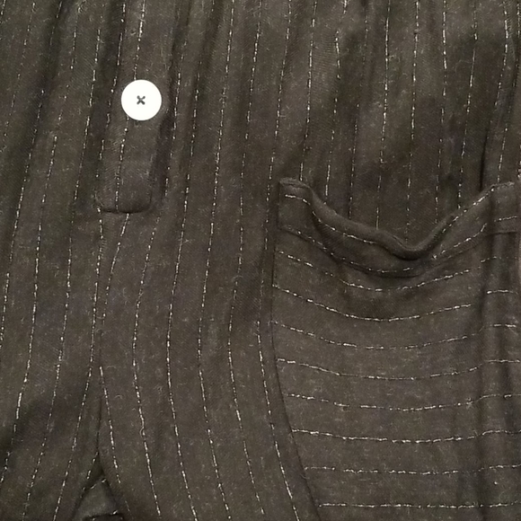 ⛔️SOLD⛔️Zara Dark Gray/Ivory stripe w pockets - Picture 4 of 5